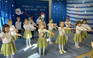 Dzień Babci i Dziadka w grupie III 5